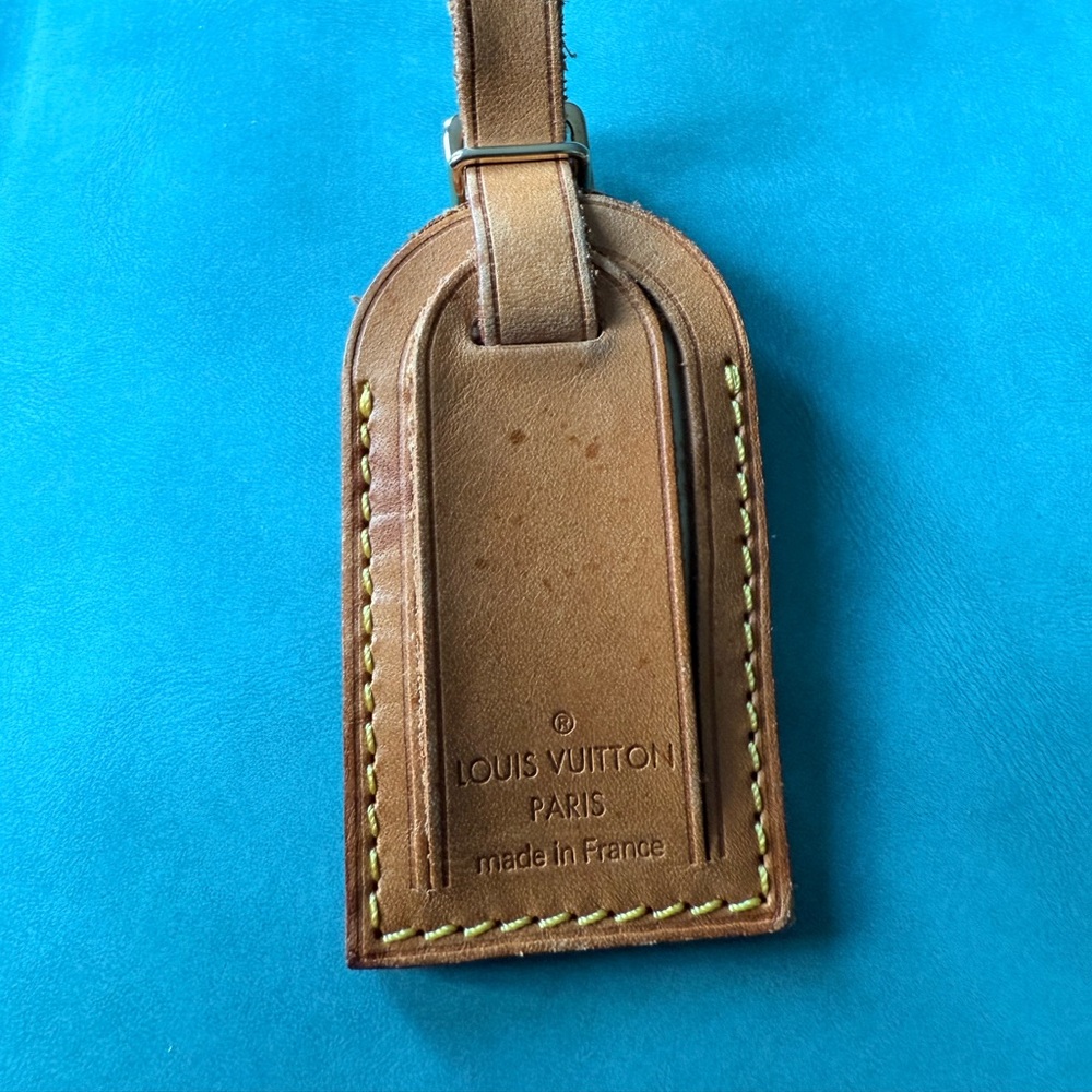 ✈️ Authentic Louis Vuitton Vachetta Leather Luggage Tag – Made in France